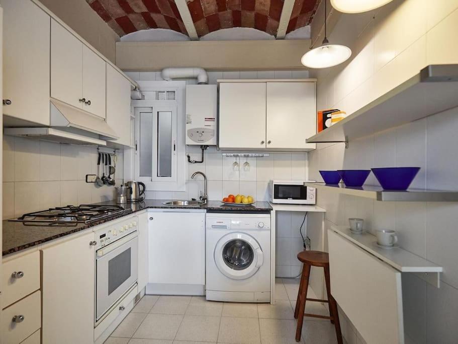 شقة Bed&Bcn Arquimedes برشلونة المظهر الخارجي الصورة